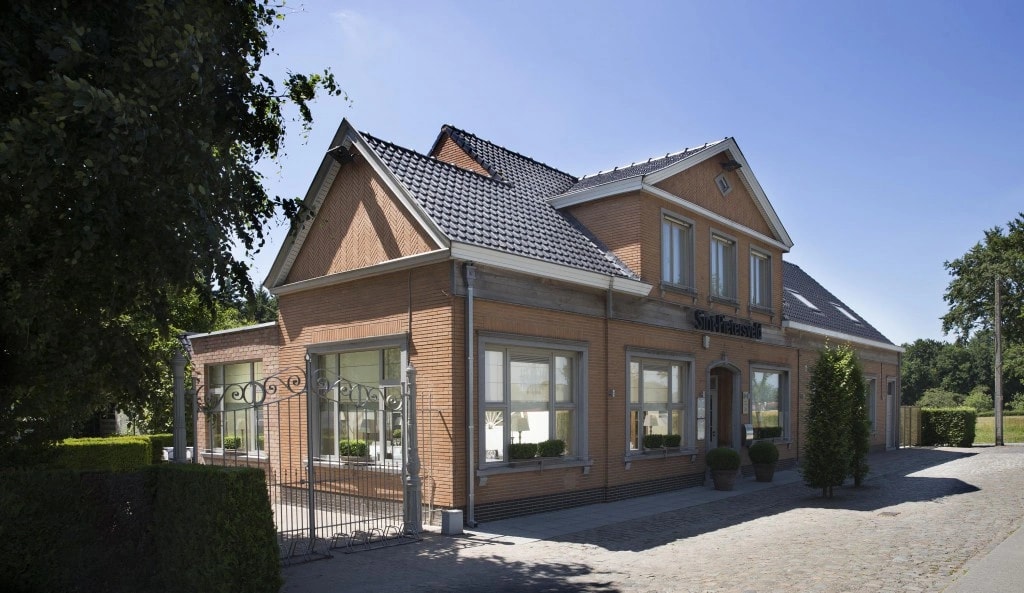 Uitvaartzorg-Deruddere_aula-Sint-Pietersveld 3.webp